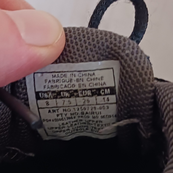 Under Armor Black Toddler Youth Sneakers Shoes Size 8 Lace Up Everyday - Picture 9 of 9